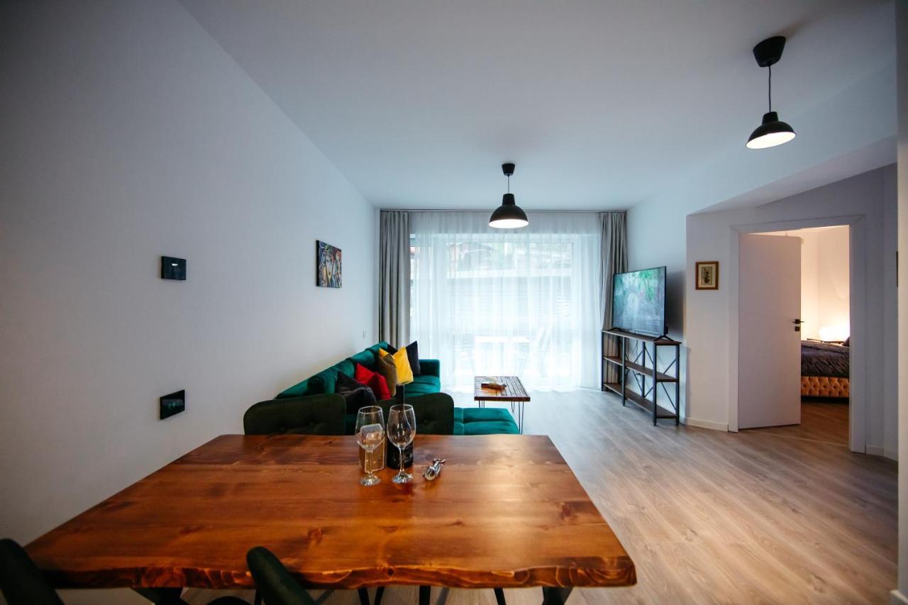 Mountain Retreat Apartment ซินายา ภายนอก รูปภาพ