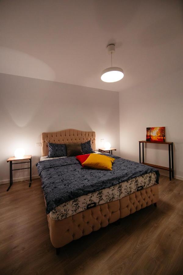 Mountain Retreat Apartment ซินายา ภายนอก รูปภาพ